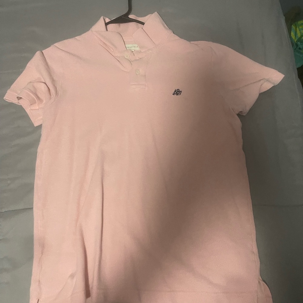 Pink 1/4 Botton Up